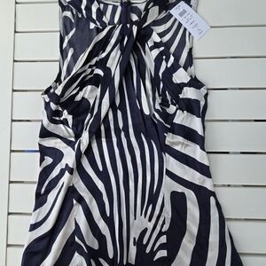 NWT Cache Women's blouse 95 % silk sku # 04393047 size XS